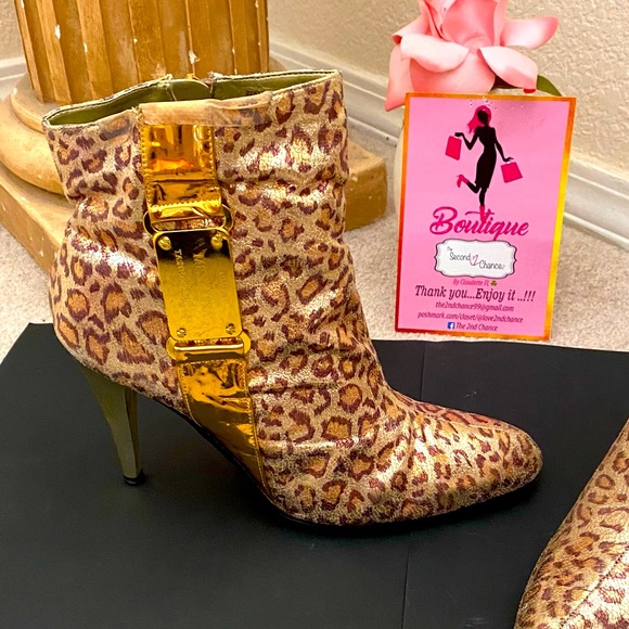 “Couture” Booties size “ 8 M “ - Picture 4 of 15